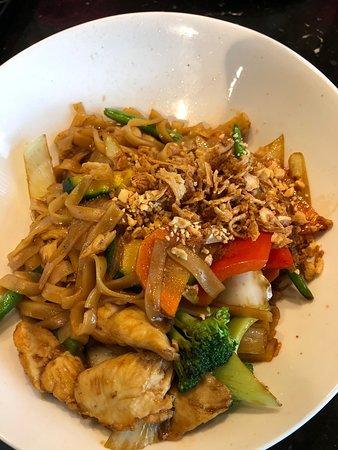 Le Hung fresh asian food